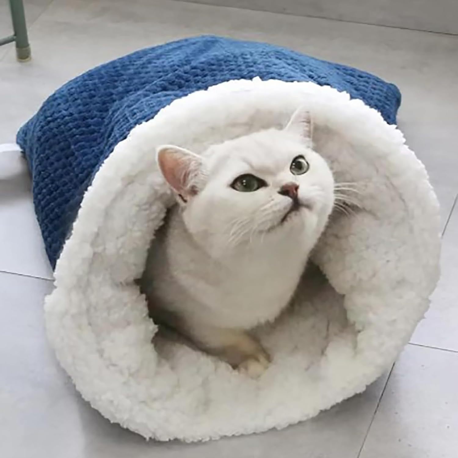 Cat Winter Sleeping Bag, Cat Crinkle Sack Removable, 360° Warm Semi-Enclosed Cat Bed With Cave for Cats Up to 6kg, Soft and Cozy Cat Bag for Sleeping - Image 8