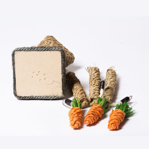Cat Climbing Frame Sisal Rope Scratching Toy, Carrot Cat Tree Cat Climbing Tower Stable Sisal Cat Scratch Posts Activity Centre for Indoor Outdoor Cats Activity Gift - Image 3
