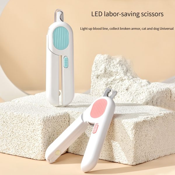 Pet Nail Trimmers With LED Light, Circular Cut-hole Cat Paw Cutter Dogs Nail Cutter Avoid Excessive Cutting