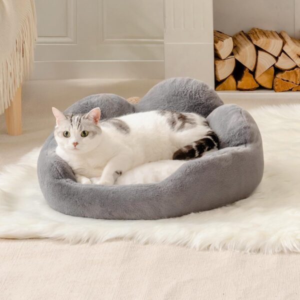 MEWOOFUN Fluffy Cat Bed, Washable Flower Sofa for Indoor Cats & Small Dogs, Non-Slip Bottom, Grey, 23 inch - Image 7